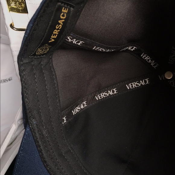 HAT - Picture 4 of 7